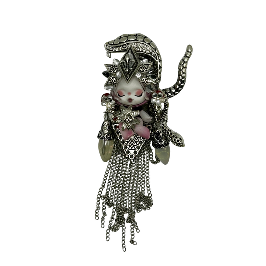 Broche piquante, looks qui claquent